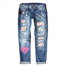 Jeans azules rasgados para mujer – Ajustados elásticos, desgastados, con parche floral, sin cierre, tallas grandes, compatibles con el Día de la