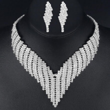 Collana e orecchini scintillanti per abito da sera, gioielli di bigiotteria per matrimonio e festa.