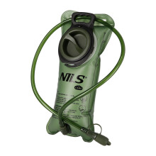 Grüner 2-Liter-Wasserschlauch - langlebige, leichte Flüssigkeitszufuhr