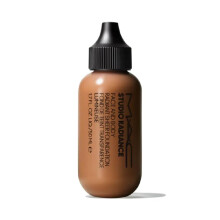 MAC Studio Radiance Gesicht und Körper Strahlende Foundation - C6 (50 ml)