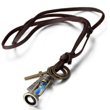 Vintage heren- en damesketting met blauwe zandloper en kruishanger, verstelbaar met leren koord.