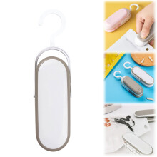 2-in-1 mini-zaksealer met snijder en haak, draagbare handsealer voor chips, snacks en plastic zakken