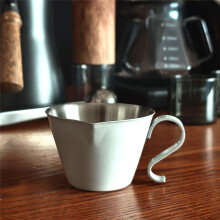 Cylindre Latte Art avec Tasse à Lait à Bouche Pointue en Acier Inoxydable 304 Pot à Mousse de Lait à Café Fantaisie Tasse D'Extraction de Café