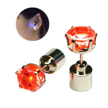 LED-lysende ørestikker – Glødende diamantkronedesign til kvinder og mænd, kompatibel med fester, bryllupper, fødselsdage, bytur, diskotek og