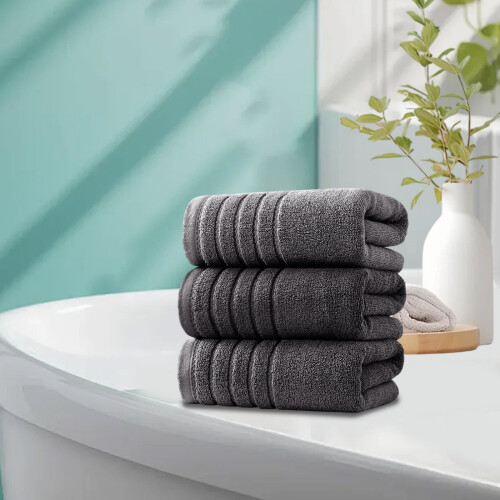 Soft Absorbent Cotton Bath Towel for Everyday Use 2