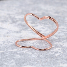 OUNONA Elegant Golden Metal Memo Holder for Wedding Decorations with Heart Shape Design 20 Pieces