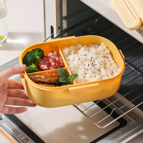 Portable microwave-safe bento box 3-compartment 1