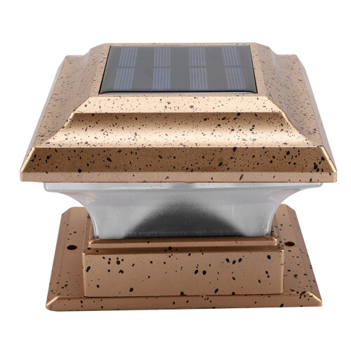 Outdoor Solar Deck Lamp with Auto-On 2