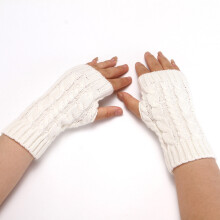 Winter Gloves for Women – Knitted Plush, Windproof, Warm & Thickened, Fingered/Fingerless, White – Compatible with Cold Weather
