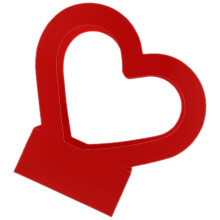 Elegante cofanetto a forma di cuore in carta rossa, perfetto per confezionare fiori da matrimonio.