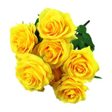 Bouquet de 10 roses artificielles, idéal pour la décoration de fêtes, mariages et autres événements.