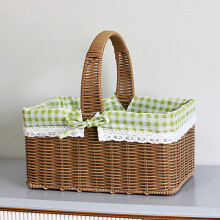 Panier de pique-nique d'extérieur en osier tressé robuste et lavable pour conserver les aliments.