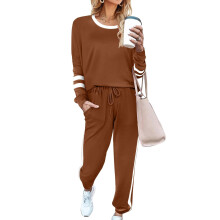Conjunto deportivo de 2 piezas para mujer: top de manga larga y pantalón con bolsillos, color marrón, talla XXL.