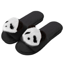 Panda slippers met open teen, pluizig en comfortabel, voor binnen en buiten.