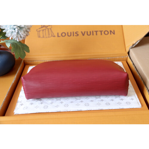 LV Epi Cosmetic Pouch | Textured Leather Makeup Bag 2