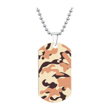 Titanium stalen ketting met kleurrijk camouflagepatroon, ideaal als cadeau voor militaire liefhebbers of voor de feestdagen. Diverse stijlen