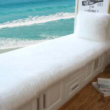 Solid Color Plush Table Runner, Faux Sheepskin Dresser Scarf, Non-Slip Desk Pad, Luxury Shaggy Tablecloth – White, 45x45cm
