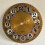 Relógio de parede vintage de alumínio com mostrador de 7 polegadas (180 mm) de diâmetro e numerais arábicos. 4