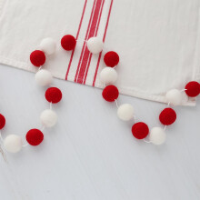 Decor de perete cu inimă de Ziua Îndrăgostiților - Ghirlandă romantică cu inimă din material textil pentru dormitor, sufragerie, decorațiuni