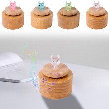 Kleine, leuchtende, drehbare Spieluhr aus Holz – Geeignet für Kinder ab 3 Jahren, ideales Geschenk für Feiertage und Geburtstage