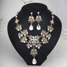 Conjunto de joias para noivas com pingente em forma de lágrima e strass, colar e brincos para casamento - A25