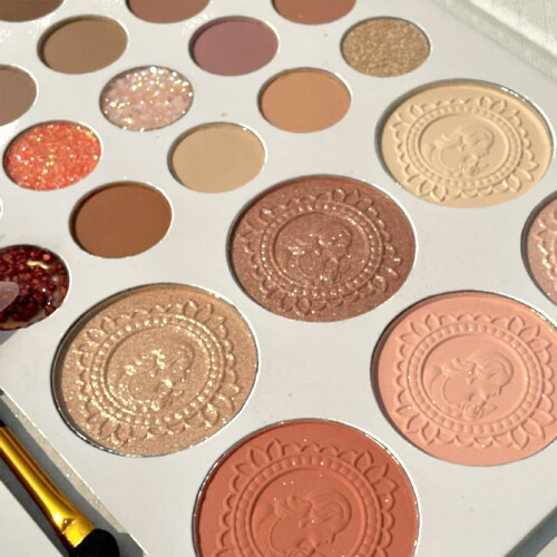 Παλέτα σκιών ματιών Nude Gold, περιέχει 20 χρώματα σκιάς ματιών και 6 χρώματα bronzer, 2
