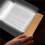 Lampe de Lecture LED à Intensité Variable, 3 Couleurs, Lampe de Lecture Plate, Rechargeable, avec Base en Bois 3