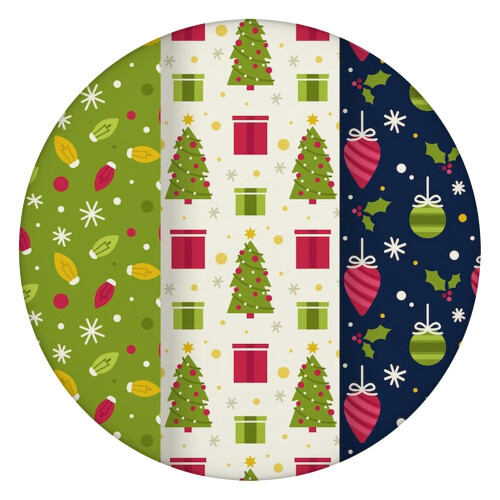 Toalha de mesa redonda de 52 polegadas com borda elástica e estampas natalinas clássicas, ideal para uma mesa festiva e decoração de Natal.