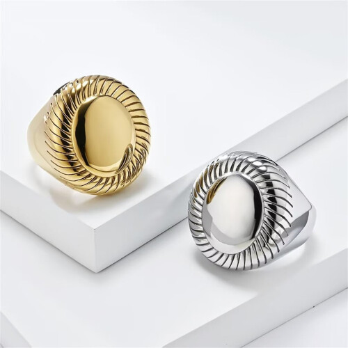 Women's Stainless Steel Chunky High Polished Statement Ring Silver Size 6 2