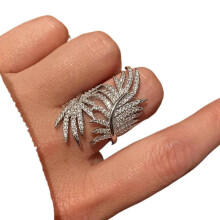 Elegant Engagement Bridal For Women Gift for Wife Sparkling Lightweight CZ AAA Zircon Ring Ideal Jewelry Gift With Gift Packaging