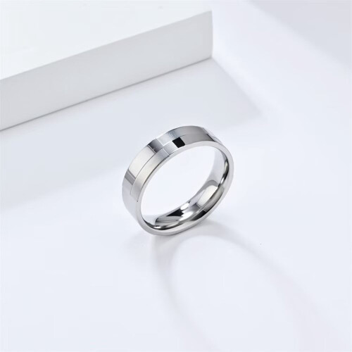 Herrvigselring i rostfritt stål, silver, 6 mm, storlek 12 2