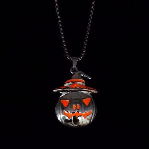 Κολιέ μενταγιόν φάντασμα κολοκύθας για το Halloween από κράμα αλουμινίου 1,06x1,37