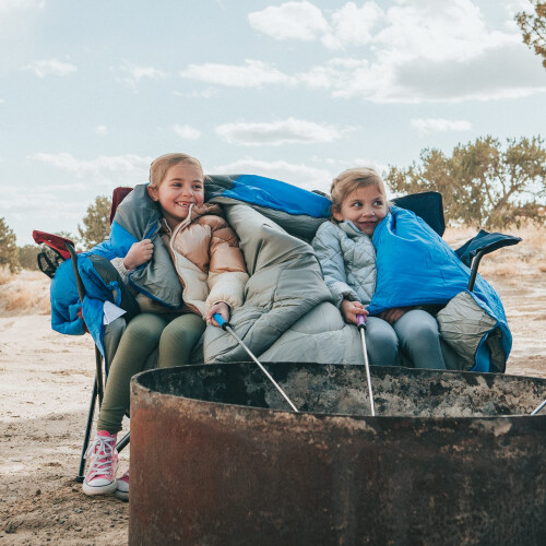 Lightweight and compact camping sleeping bag for hiking in both cold and warm climates. 1