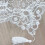 Chemin de table brodé en dentelle pour une réception de mariage 7