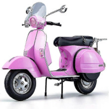 (pink) Diecast Metal Motorcycle Model 1:10 Scale Vespa 125 Educational Collection Gift Child Sound & Light Roman Holiday Classical - dd