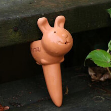 (Rabbit) Automatic Watering Device, 2 Pack Ceramics Plant Self Watering Spikes Watering Bulbs Garden Waterer Drip Irrigation