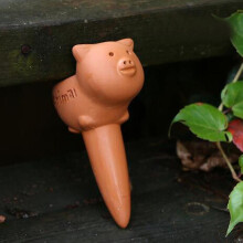 (Pig) Automatic Watering Device, 2 Pack Ceramics Plant Self Watering Spikes Watering Bulbs Garden Waterer Drip Irrigation
