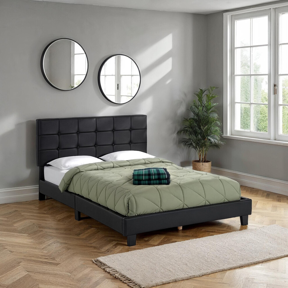 Seconique Arran 4Ft 6Inch Double Bed In Black Faux Leather