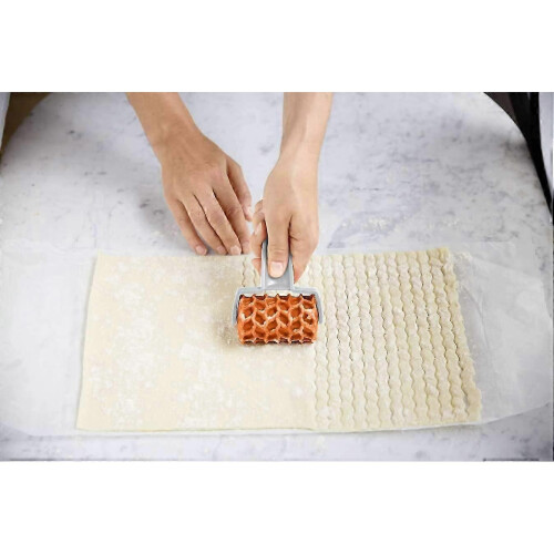 Rolling Pin Roller for Making Breadsticks, Aperitif Sticks and Homemade Appetizers (Orange) 1