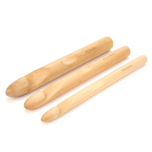 3pcs Wooden Thick Crochet Hooks Set - 15mm, 20mm, 25mm