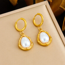 (E6209) HKEDES Vintage Gold-Plated Heart Fan Turquoise Pearl Stainless Steel Earring & Necklace Jewelry Set for Women