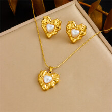 (N3188 E6206) HKEDES Vintage Gold-Plated Heart Fan Turquoise Pearl Stainless Steel Earring & Necklace Jewelry Set for Women