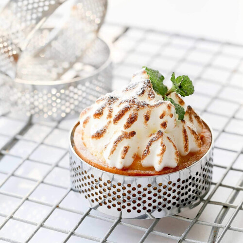 8-Piece Circular Stainless Steel Cake Ring Tower Cake Pan Baking Tools Perforated Cake Mousse Ring, 1