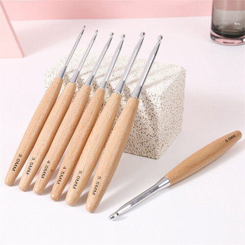 Crochet hooks with handles, large crochet hooks for crocheting 2
