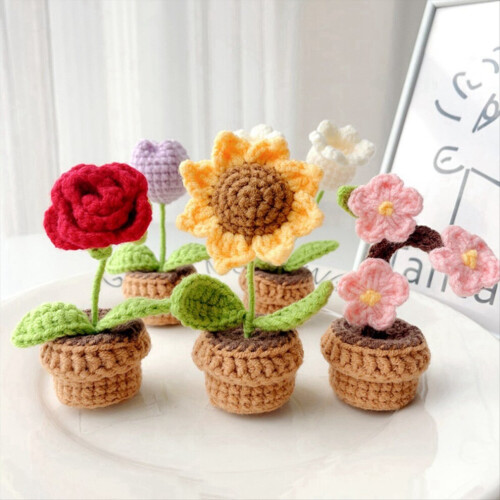 C Hand-knitted flowers in a pot, crocheted 1