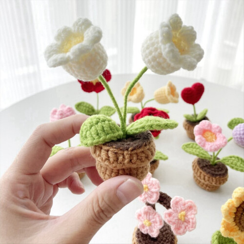 C Hand-knitted flowers in a pot, crocheted 2