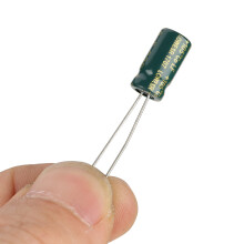 100pcs Assorted Audio Electrolytic Capacitors 10V-63V 10uF-470uF