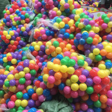 100 Bright Soft Plastic Ocean Balls