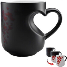 (3pcs) Taza mágica con forma de corazón que cambia de color y revela una sorpresa con una bebida caliente.