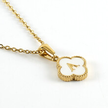 (A gold (including chain)) HKEDES New Clover Pendant Stainless Steel 18K Gold Necklace, Minimalist Shell Letter Clavicle Chain